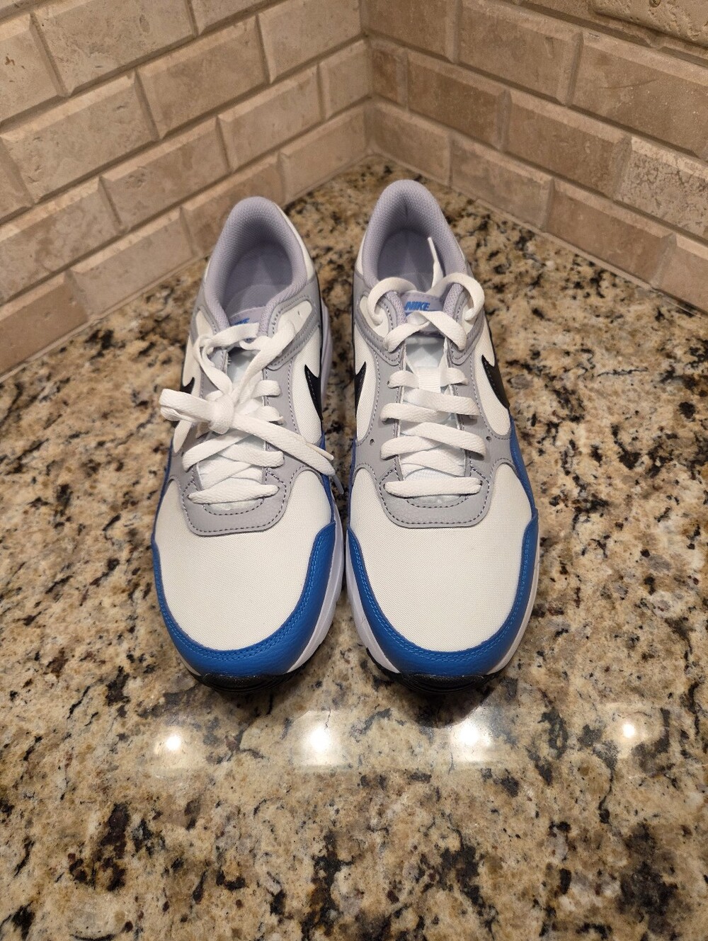 Nike Air Max SC Men 10/Women 11.5 Running Shoes New with Box